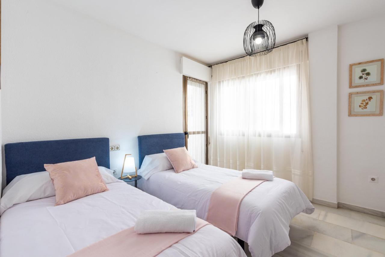 Apartamento La Pampa Málaga Exteriör bild