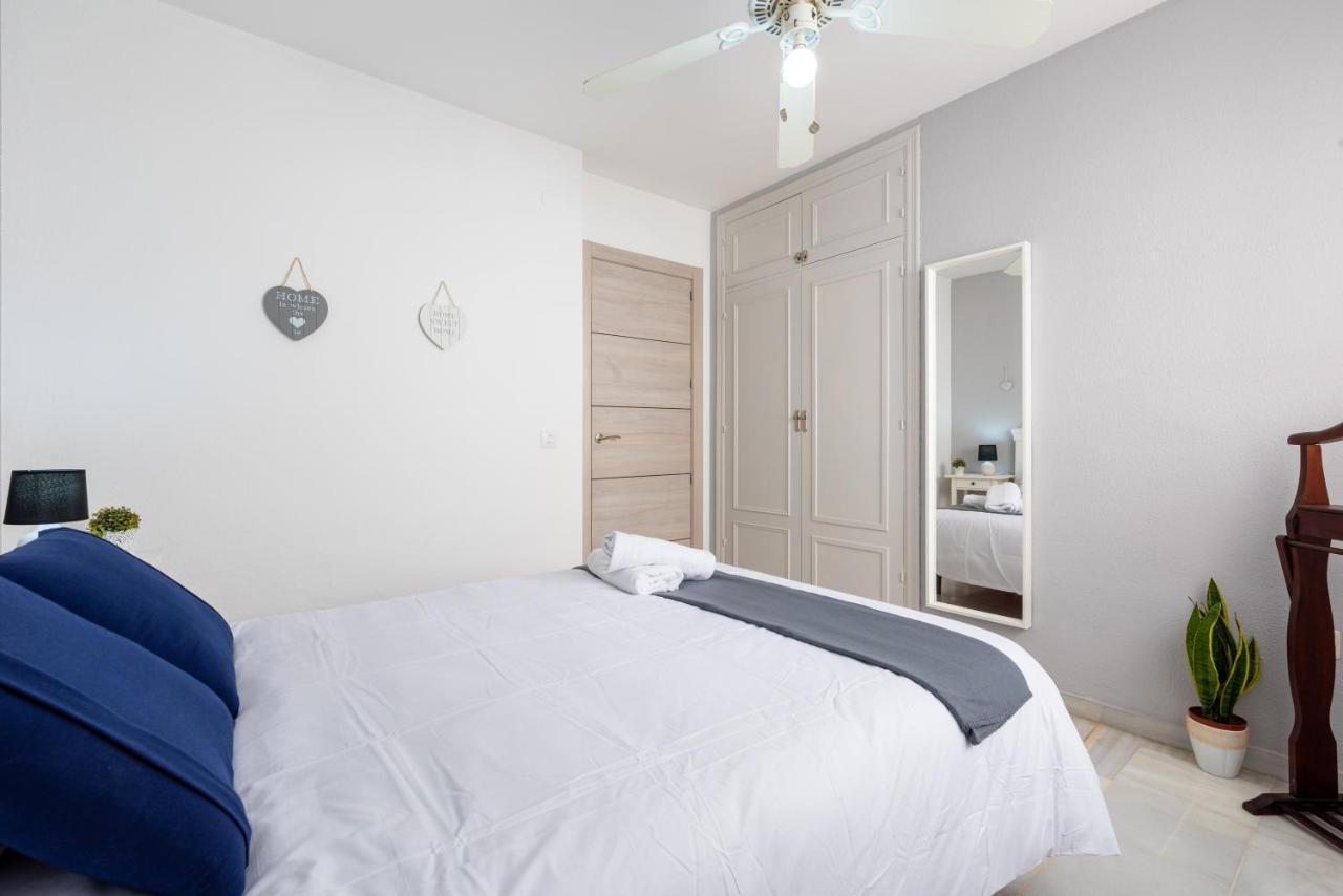 Apartamento La Pampa Málaga Exteriör bild
